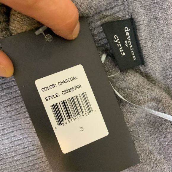 NWT Devotion by Cyrus Charcoal Rib Knit Long Sleeve Cowl Neck Sweater Small - Picture 9 of 11